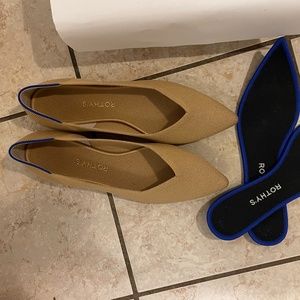 Tan Rothy's Size 10.5